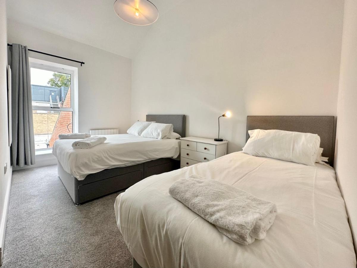 Fountain Apartment No 2 With Free Parking Йорк Екстериор снимка